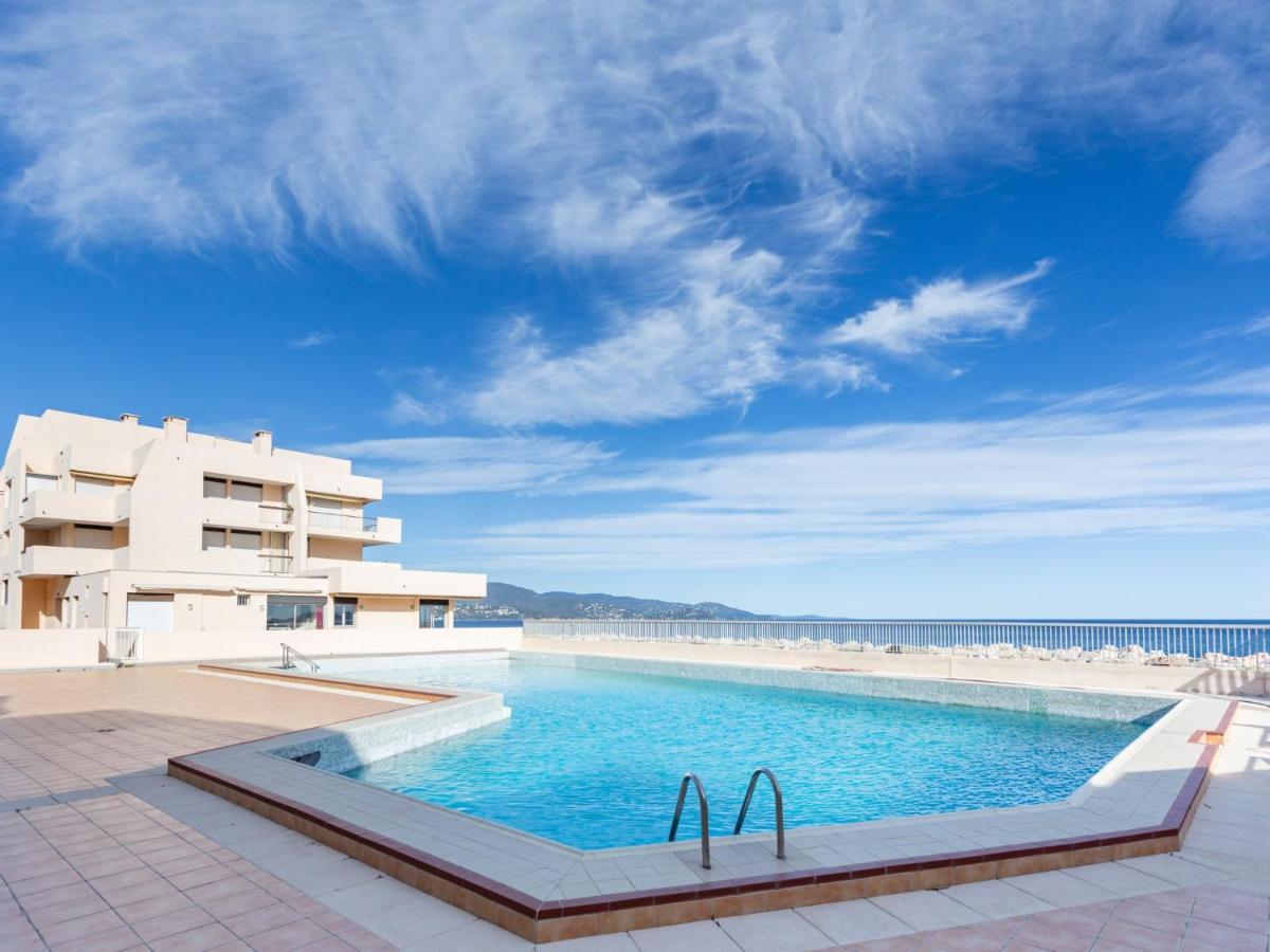 Apartment Le Port De Bormes By Interhome Eksteriør bilde